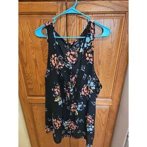 Womens Plus Size TORRID Brand Size 5 (5xl) Lightweight Tank Top Flower Shirt